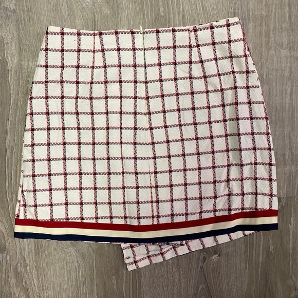 ASOS Wrap Plaid Asymmetrical Mini Skirt NWOT - Picture 6 of 8